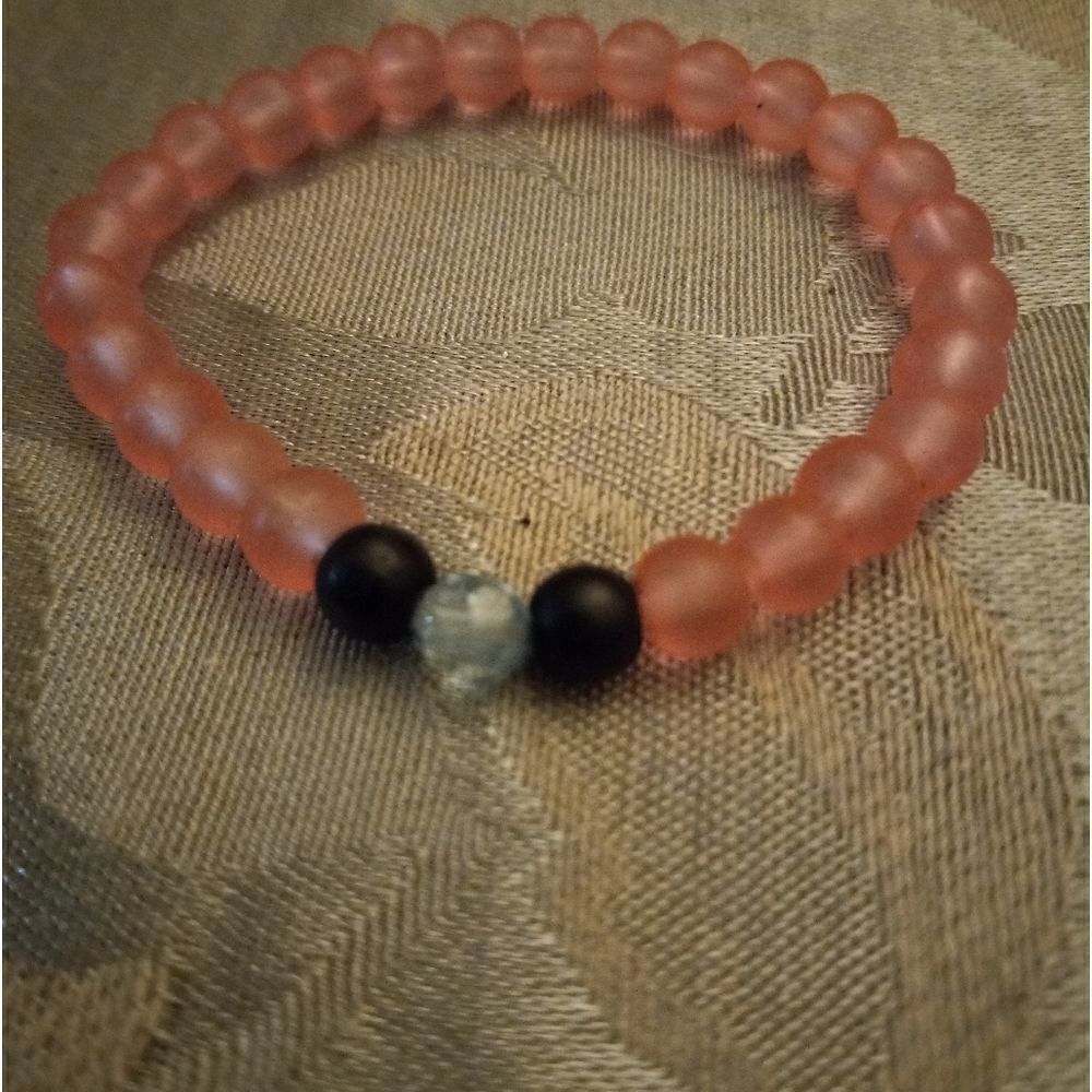 Handmade Customized Name bracelet - Picture 5 of 7